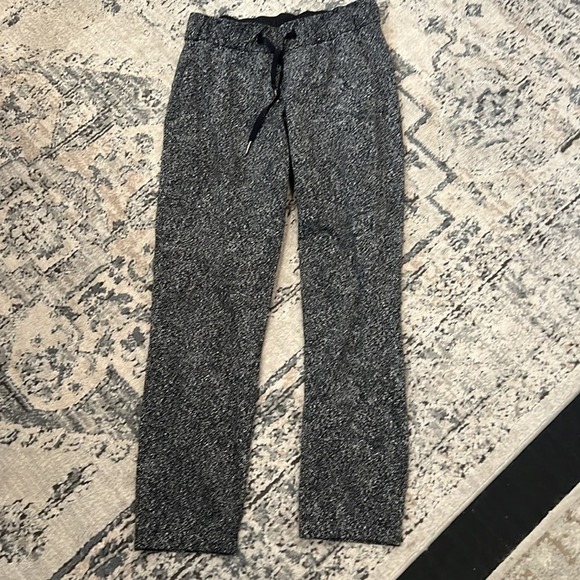Lululemon On The Fly Pant Feathered Jacquard Black White / Black - Picture 5 of 10